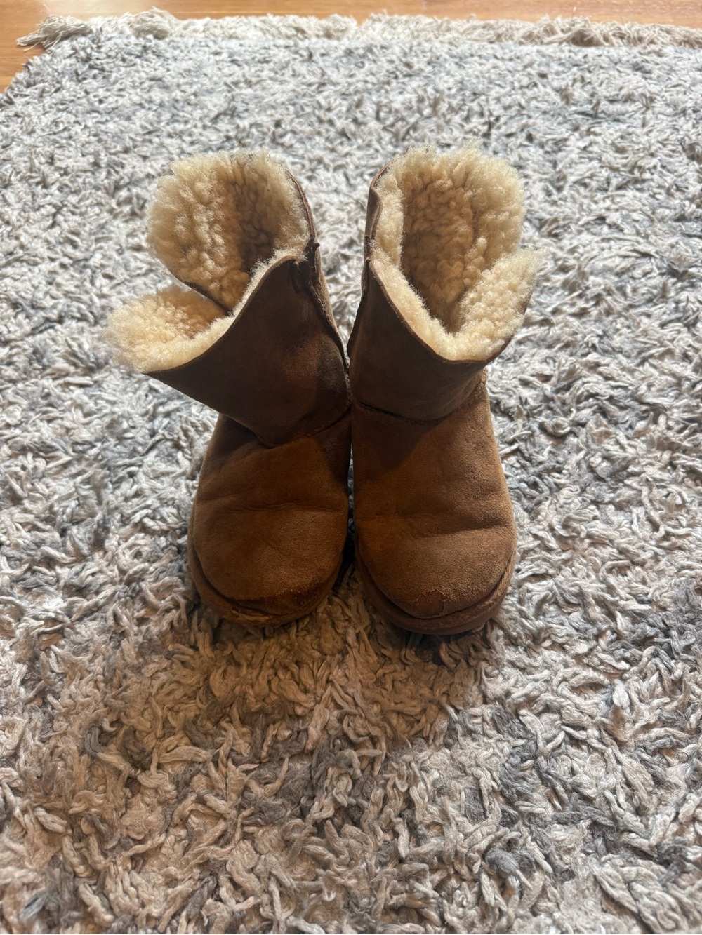 UGG Toddler Little Girl's Chestnut Boot Size 12 Worn Condition (see pics)